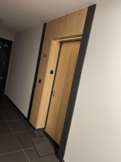 Forum Wola Fine Apartment Varşovia Exterior foto