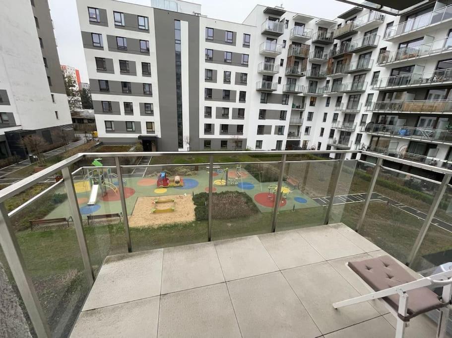 Forum Wola Fine Apartment Varşovia Exterior foto